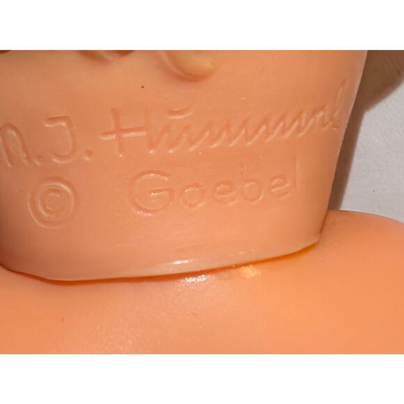 Vintage 11" Goebel Hummel Baby Boy Original Outfit Hang tag mint - Picture 6 of 6